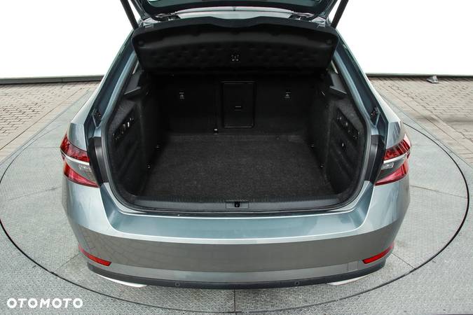 Skoda Superb 2.0 TSI L&K DSG - 9