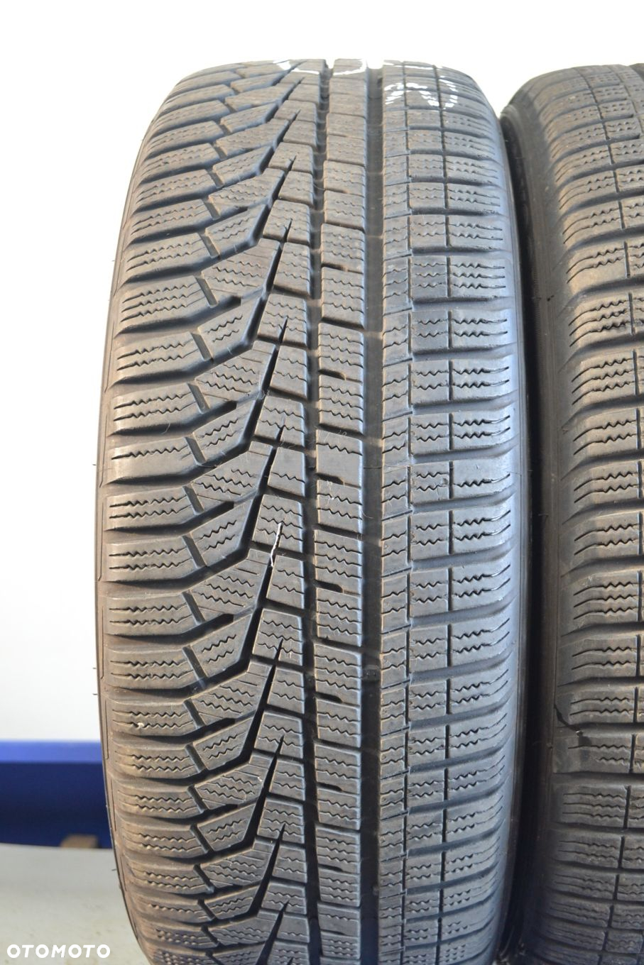 195/55R16 87V HANKOOK WINTER I`CEPT EVO2 W320B HRS x2szt 7783z - 2