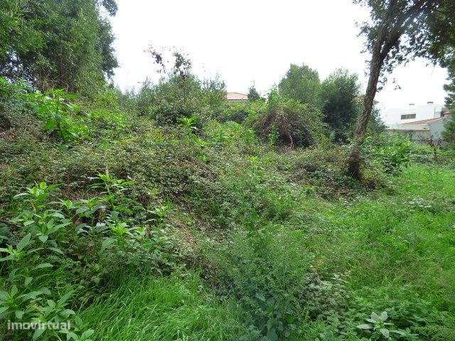 Terreno Urbano Perosinho com 400 m² para Construção de Moradia de 3... - Grande imagem: 4/6