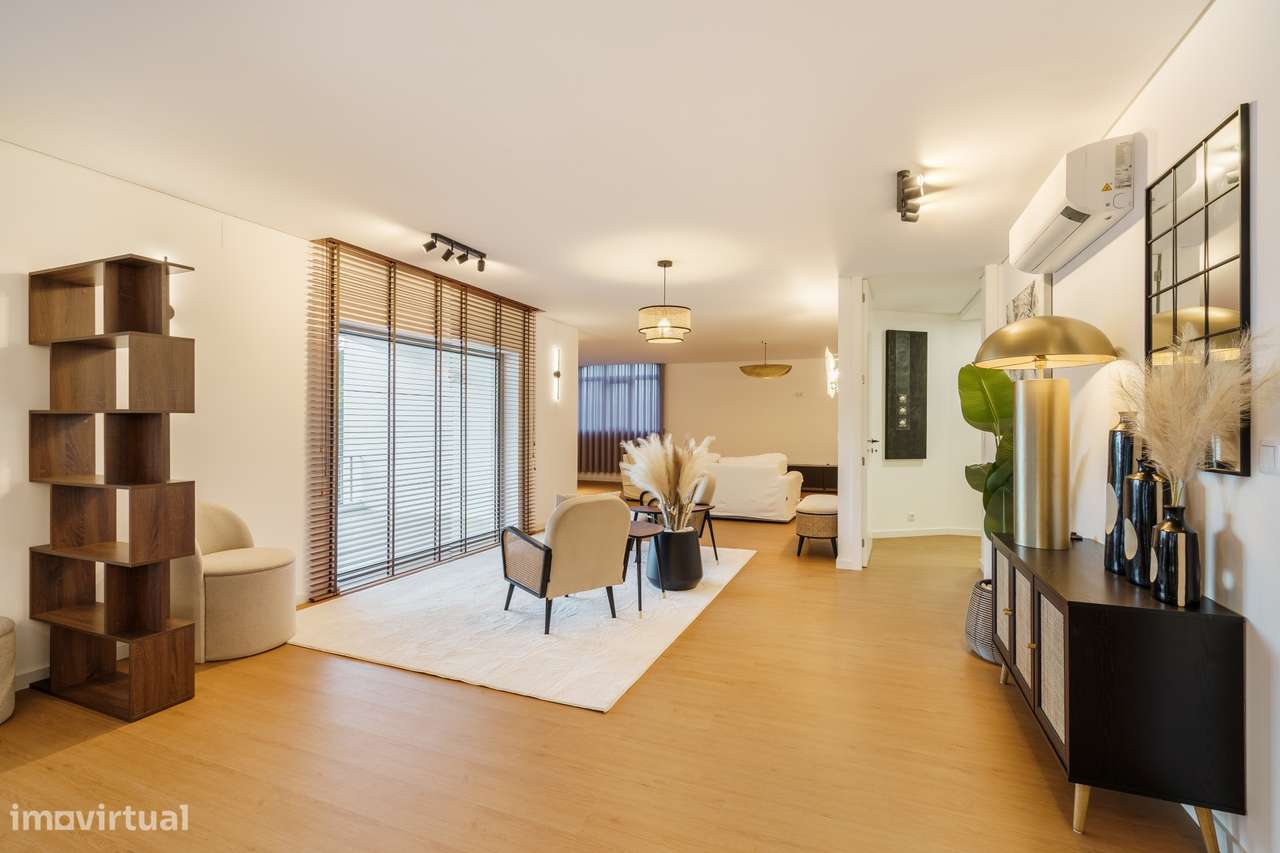 Moradia T5 Remodelada - Condomínio da Fonte Seca-18