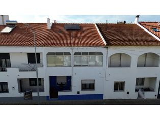 Moradia com Quintal e Garagem em Sines - Grande imagem: 2/49