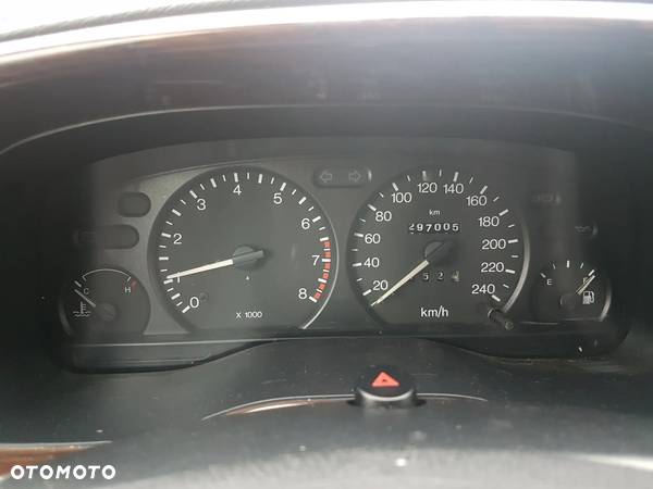 Ford Mondeo 1.8 16V Ghia - 3