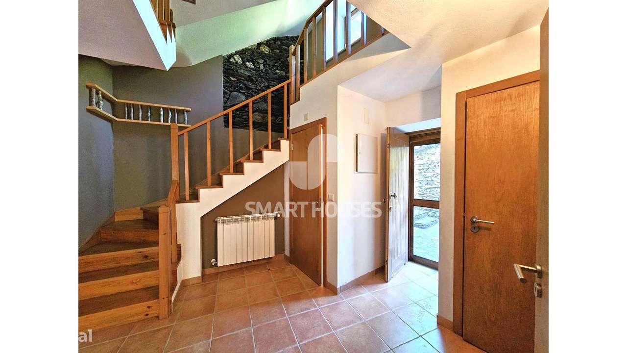 Moradia T3 Caratão c/ terreno junto rio-12