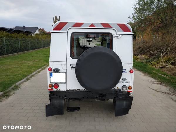 Land Rover Defender 90 2.4 TD4 E - 10