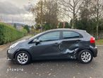 Kia Rio 1.2 Attract - 12