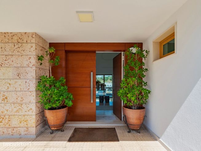 Moradia T5 de Luxo nas Amoreiras-2