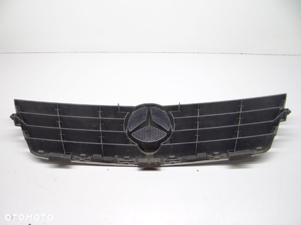 Mercedes C W203 Coupe Atrapa grill 2038801083 - 4