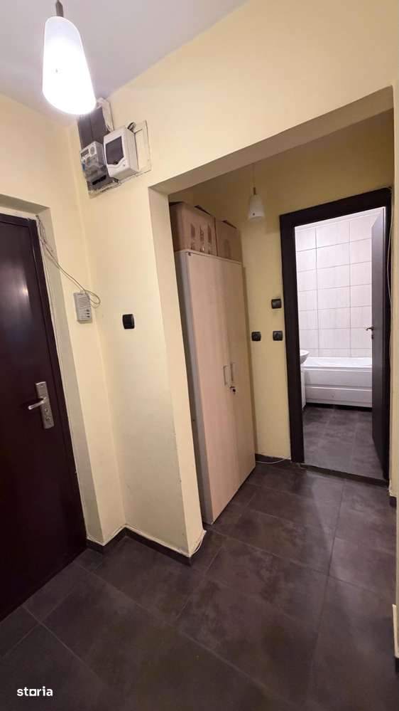 Garsoniera Dristor - Mihai Bravu, 34 m2, decomandata, 2/10 - Imagine principală: 3/10