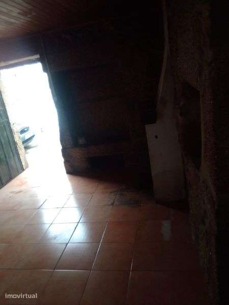 Vende se casa de pedra Aldeia do Bispo - Grande imagem: 5/8