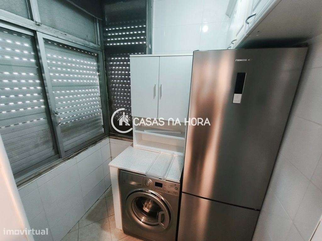 Apartamento T2  Próximo ao Centro de Saúde - Santo António dos Cava... - Grande imagem: 5/29