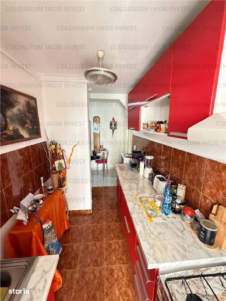 Apartament cu 3 camere, decomandat - zona Astra-8