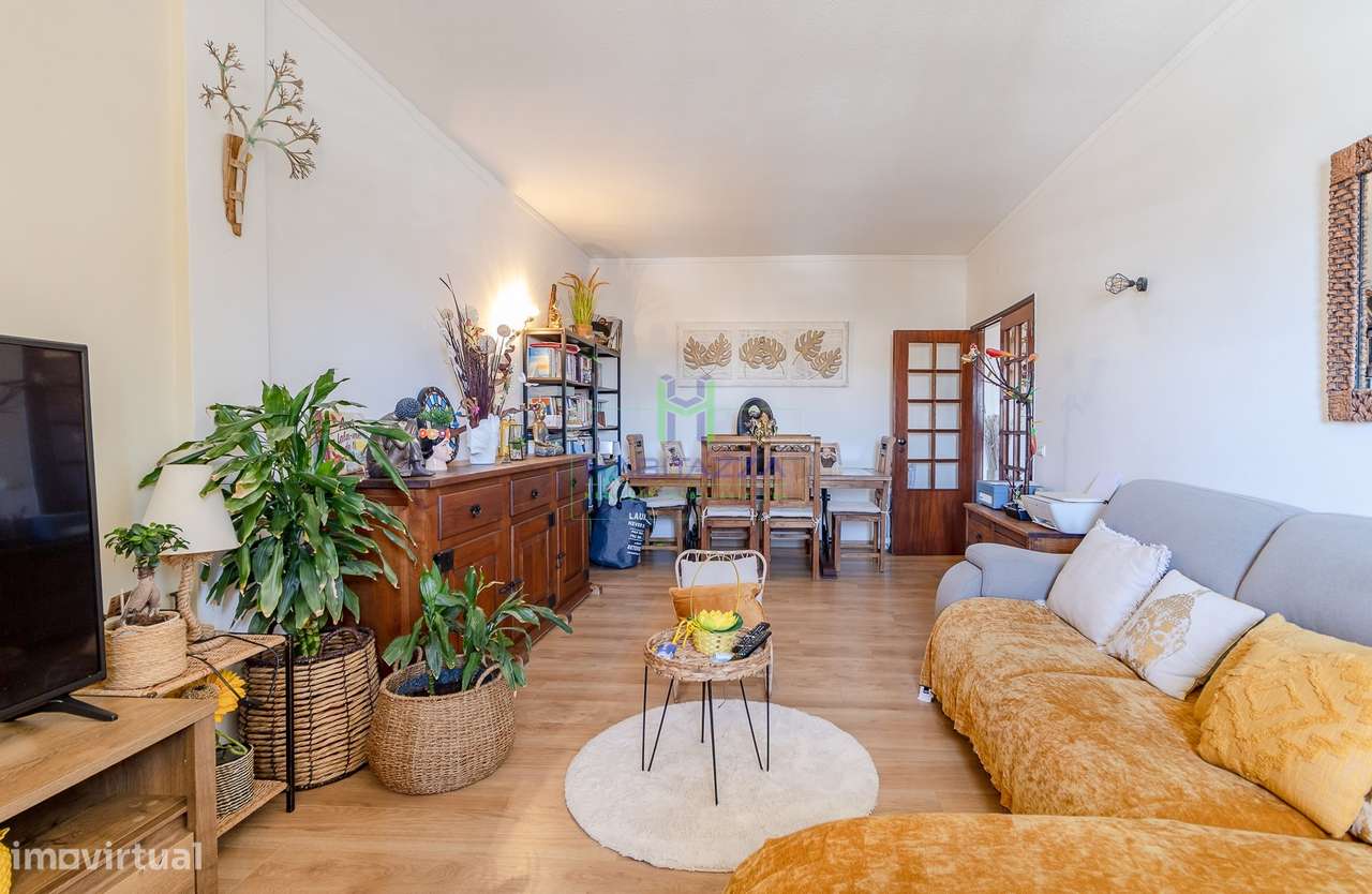 Apartamento T2 com Terraço, virado a sul, numa zona sossegada de Lagos - Grande imagem: 5/22