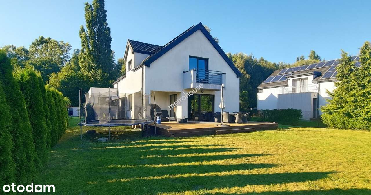 Dom w Kajetanach na działce 1100m2-16