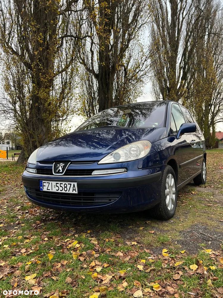 Peugeot 807