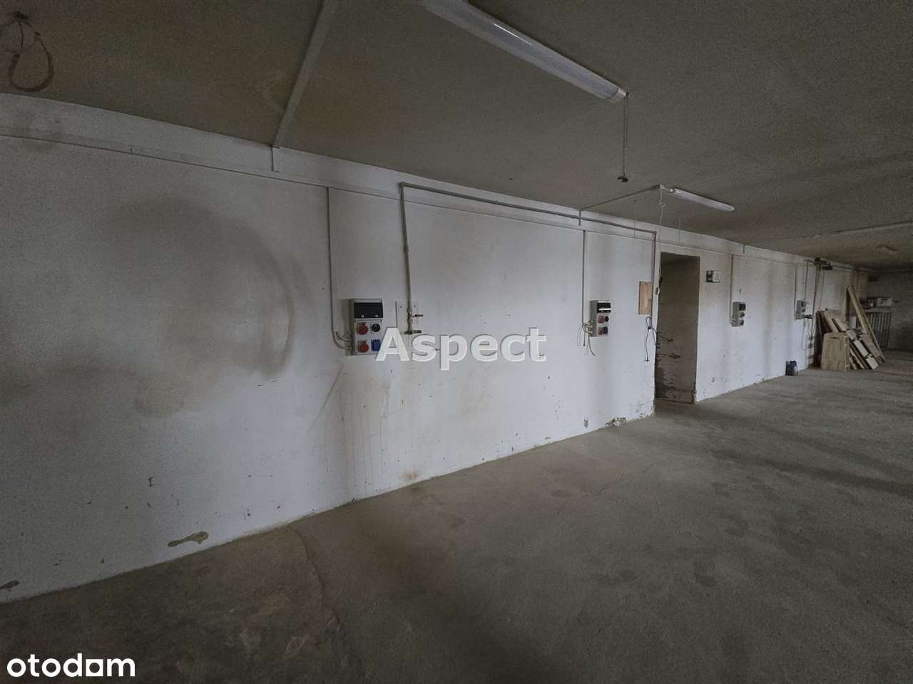 Obiekt Inwestycyjny Wraz Z Budynkiem Mieszkalnym-18