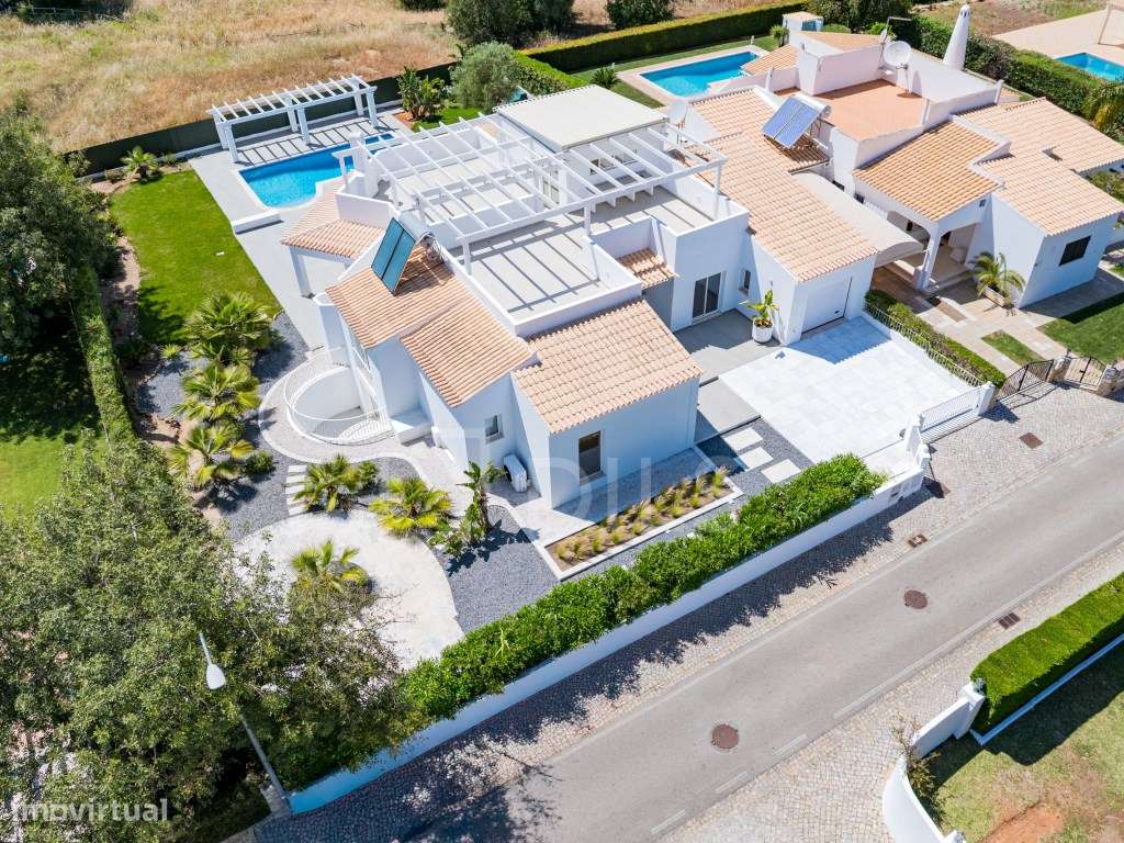 Moradia T4 com piscina em Vilamoura, Algarve-22