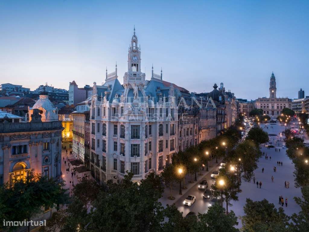 Apartamento T2 com varanda inserido em novo empreendimento nos Aliados - Grande imagem: 5/100