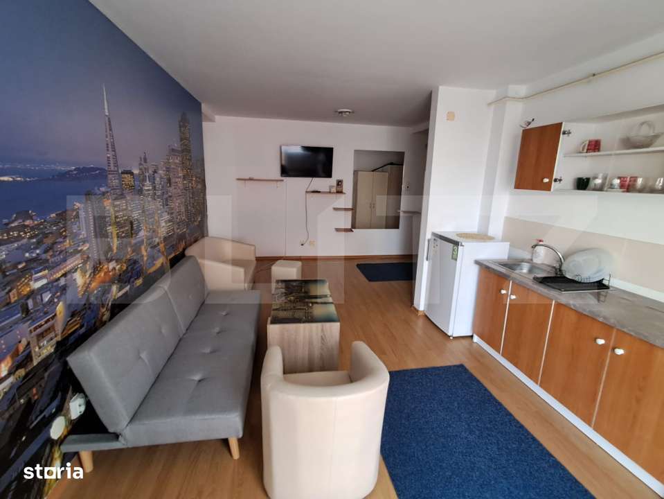 Apartament semidecomandat complet mobilat si utilat, parcare inclusa, - Imagine principală: 2/5