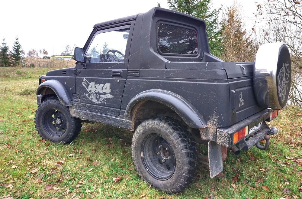Suzuki SJ-Samurai 1985
