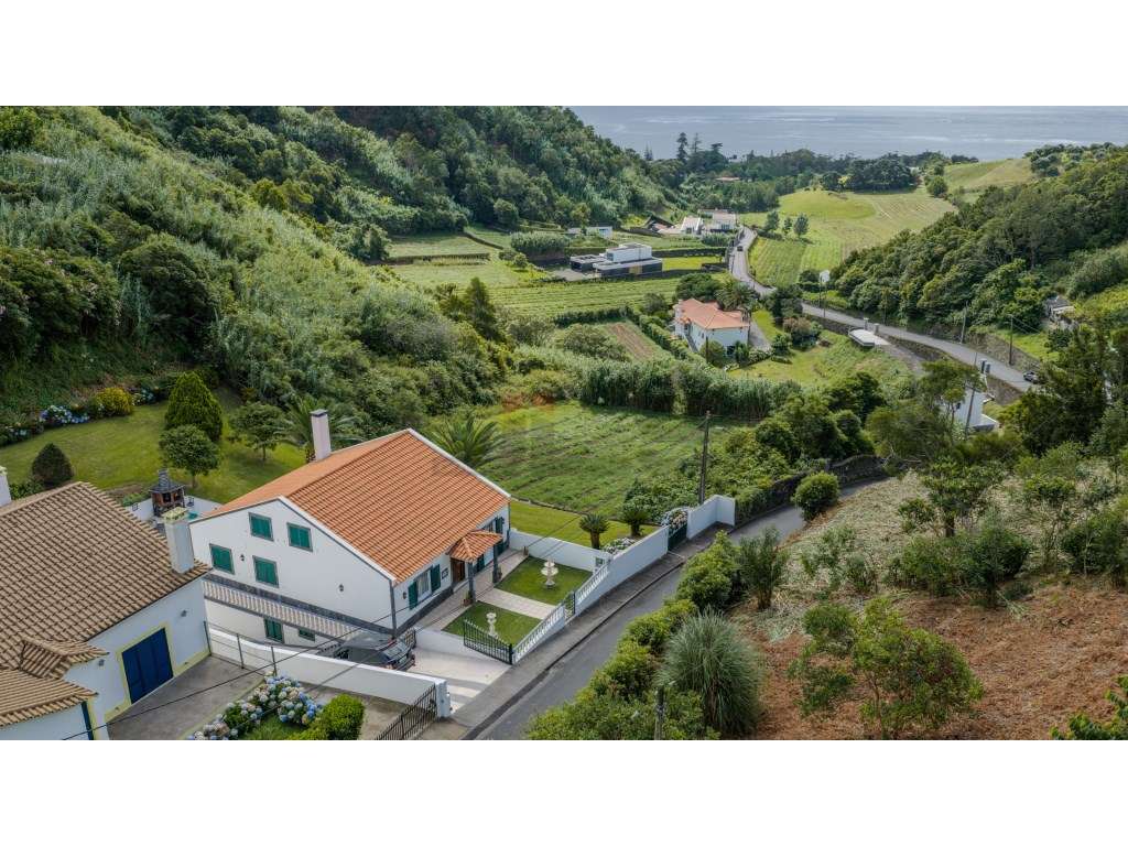 Moradia Exclusiva com Vista Mar + Terreno Urbano Independente (Fren...-27