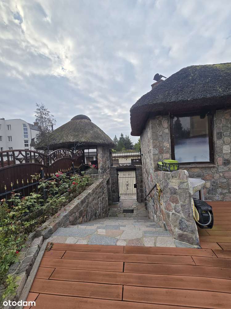 Komfortowy i wielofunkcyjny lokal mieszkalny + lokal użytkowy-18