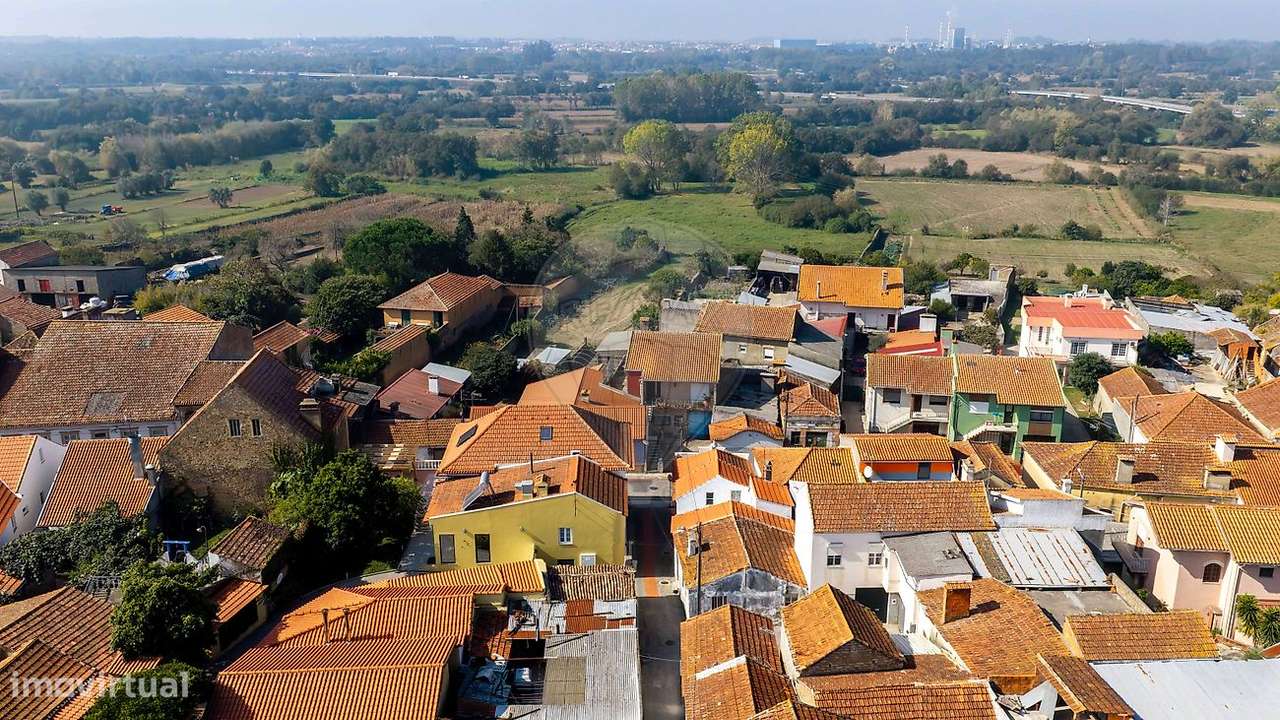 Moradia T2 para venda-24