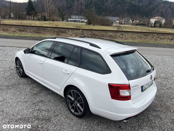 Skoda Octavia 2.0 TDI RS - 39