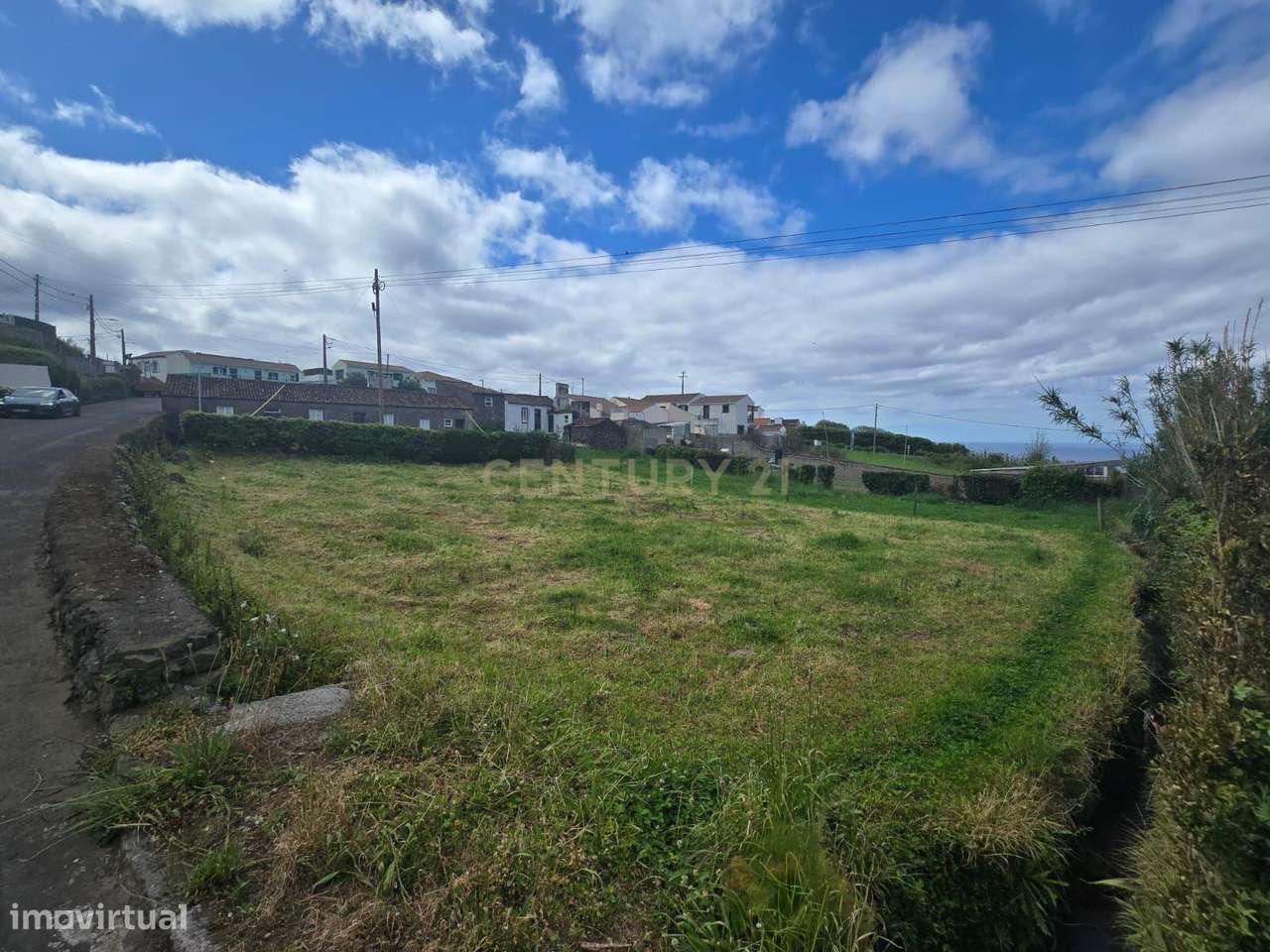 Terreno, 696 m², Lomba da Fazenda - Grande imagem: 4/11