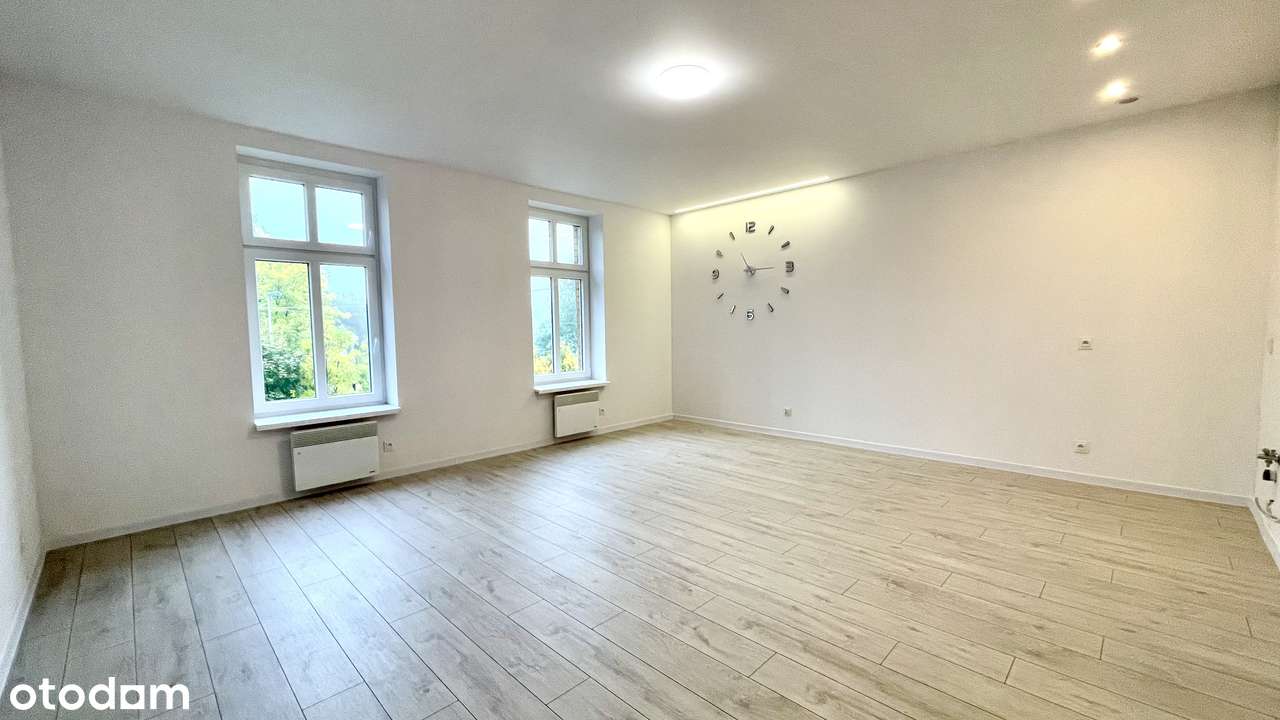 60 m2 / 3 pokoje / po generalnym remoncie-0