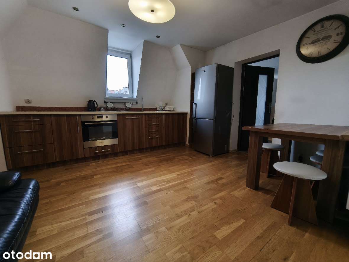 Katowice Śródmieście. Mieszkanie 3 pokoje 90 m2-1