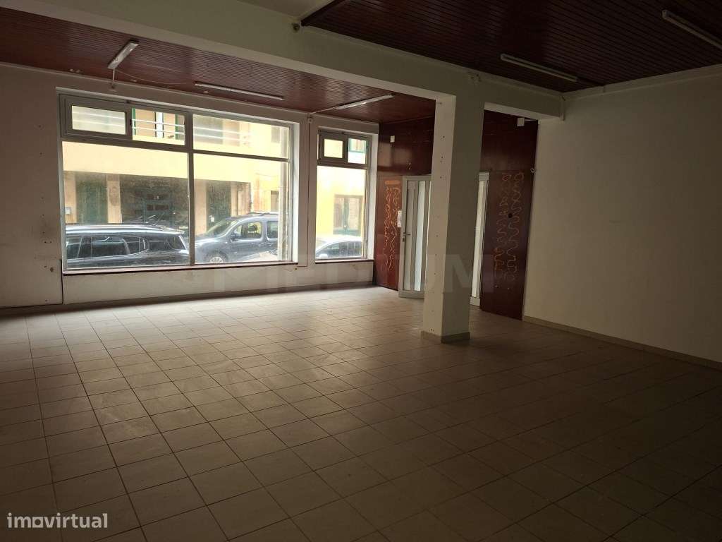 Loja comercial a 30m da praia - Grande imagem: 4/10