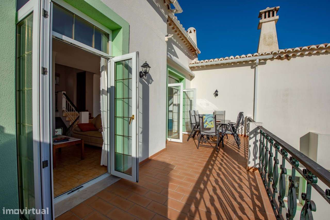 Espaçosa casa geminada de 3 quartos no Golf Santo António Resort, Bude - Grande imagem: 5/26