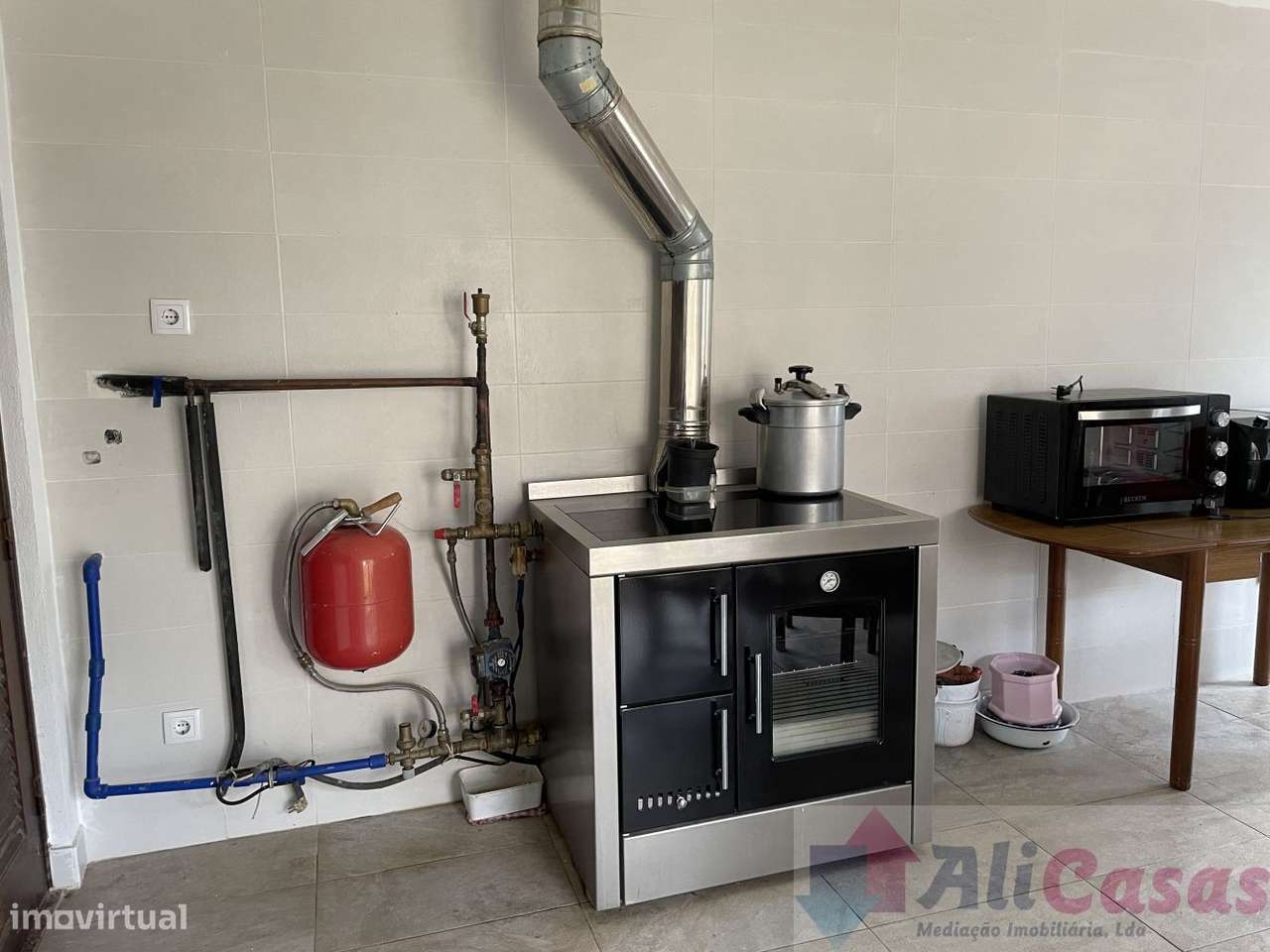 Vivenda Isolada C/ 2.719m2 de Terreno-42