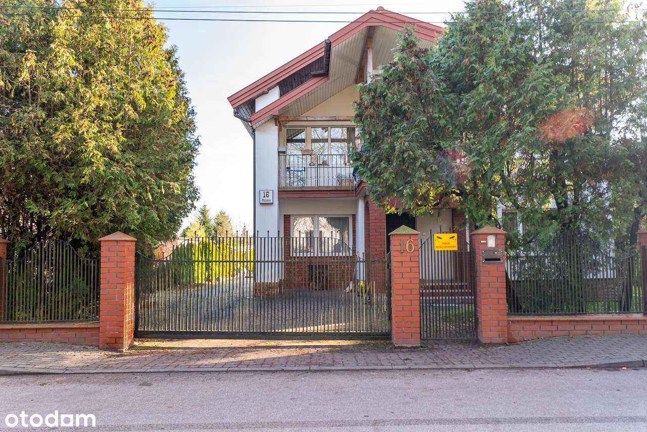 Dom inwestycyjny z 9 wynajętymi lokalami - Pełny obrazek: 2/13