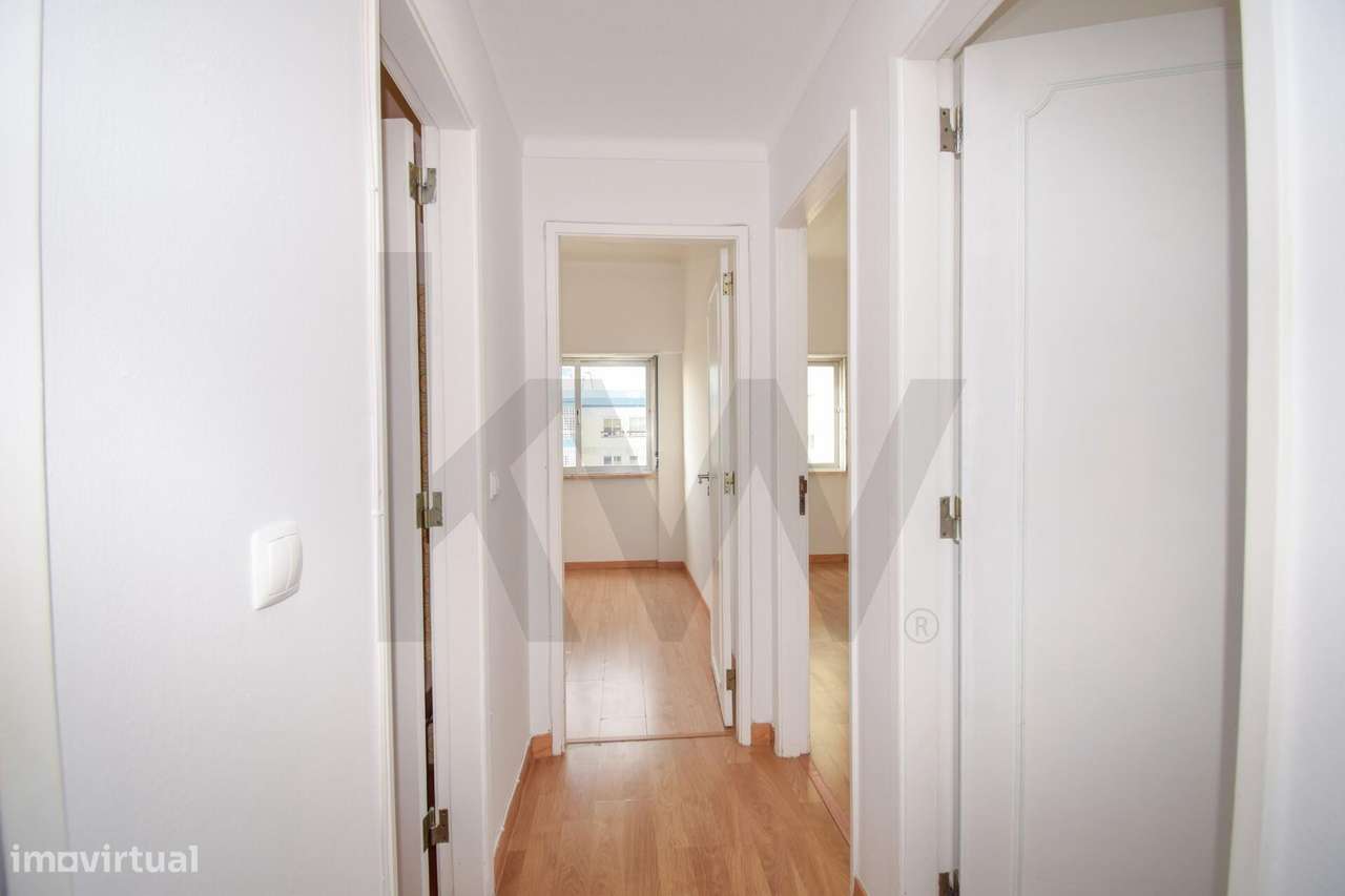 T3 com Sala Dupla em Carnaxide-9