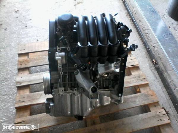 Motor AUDI A4 1.6i de 2003 Ref: ALZ - 2