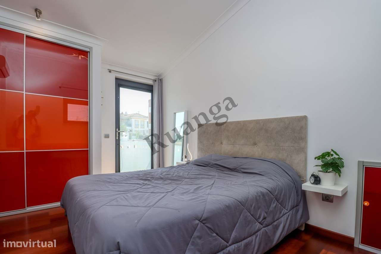 Excelente Moradia  para venda na Aldeia de Santo André-22