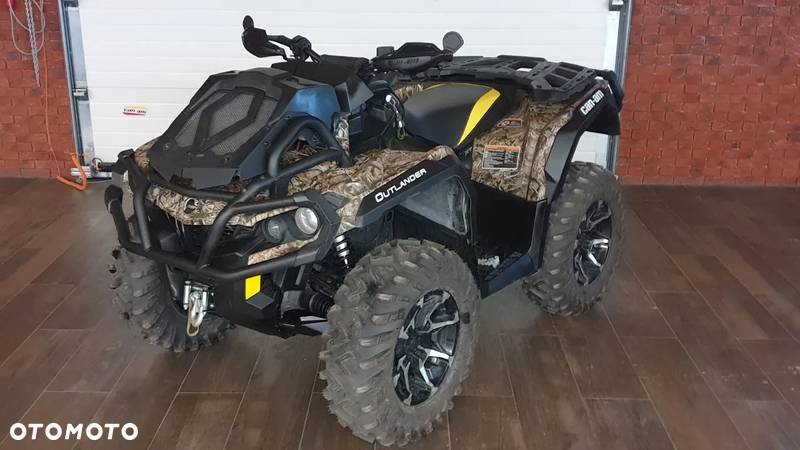 Can-Am Outlander - 2