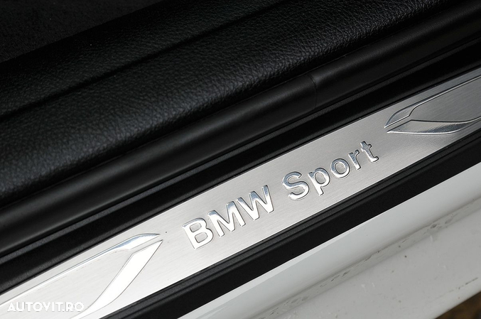 BMW Seria 3 335d xDrive AT Sport Line - 29