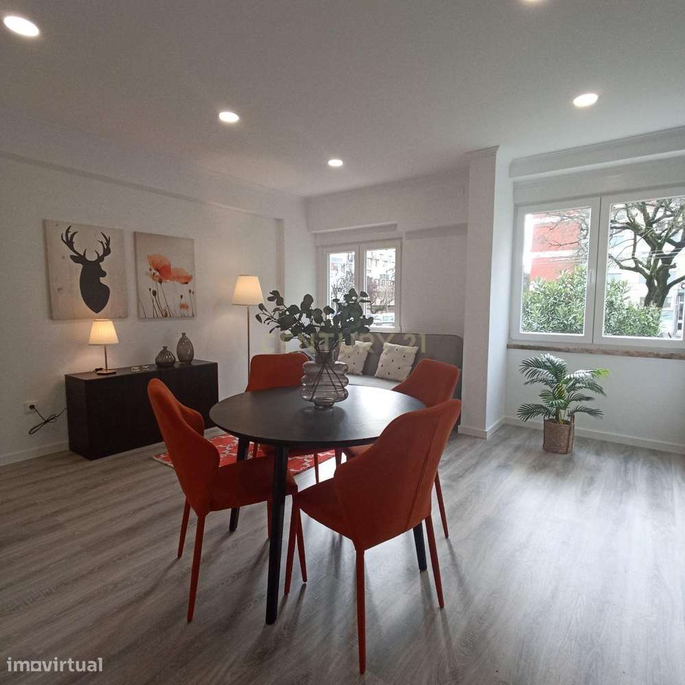 T3 ESTREAR em BENFICA com Garantia + Mobília Incluída + Vista Monsanto - Grande imagem: 5/17