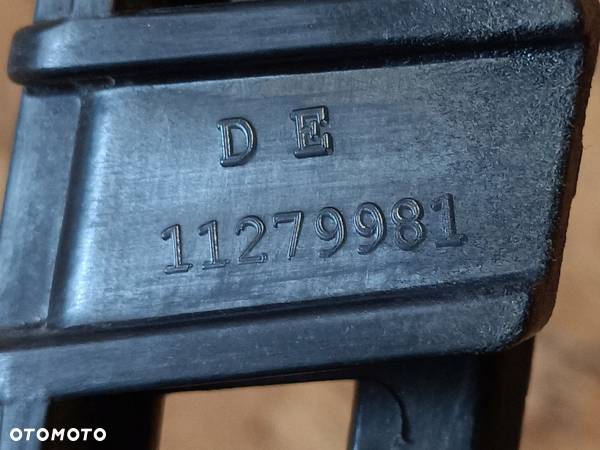 MERCEDES W176 ŚLIZG ZDERZAKA LEWY TYŁ A1768850021 - 8