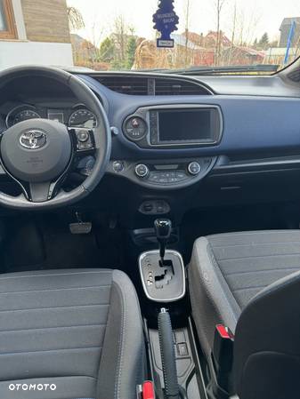 Toyota Yaris 1.5 Selection CVT - 11