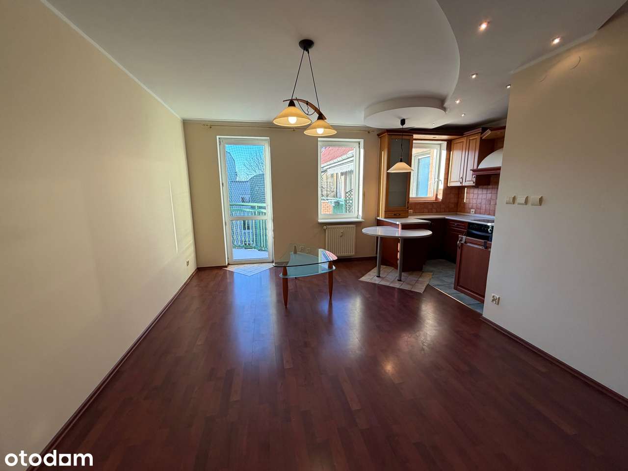 Przestronny,wyremontowany apartament w sercu Jeżyc,2 miejsca postojowe