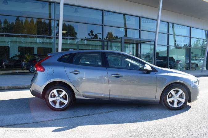 Volvo V40 2.0 D2 Kinetic - 11