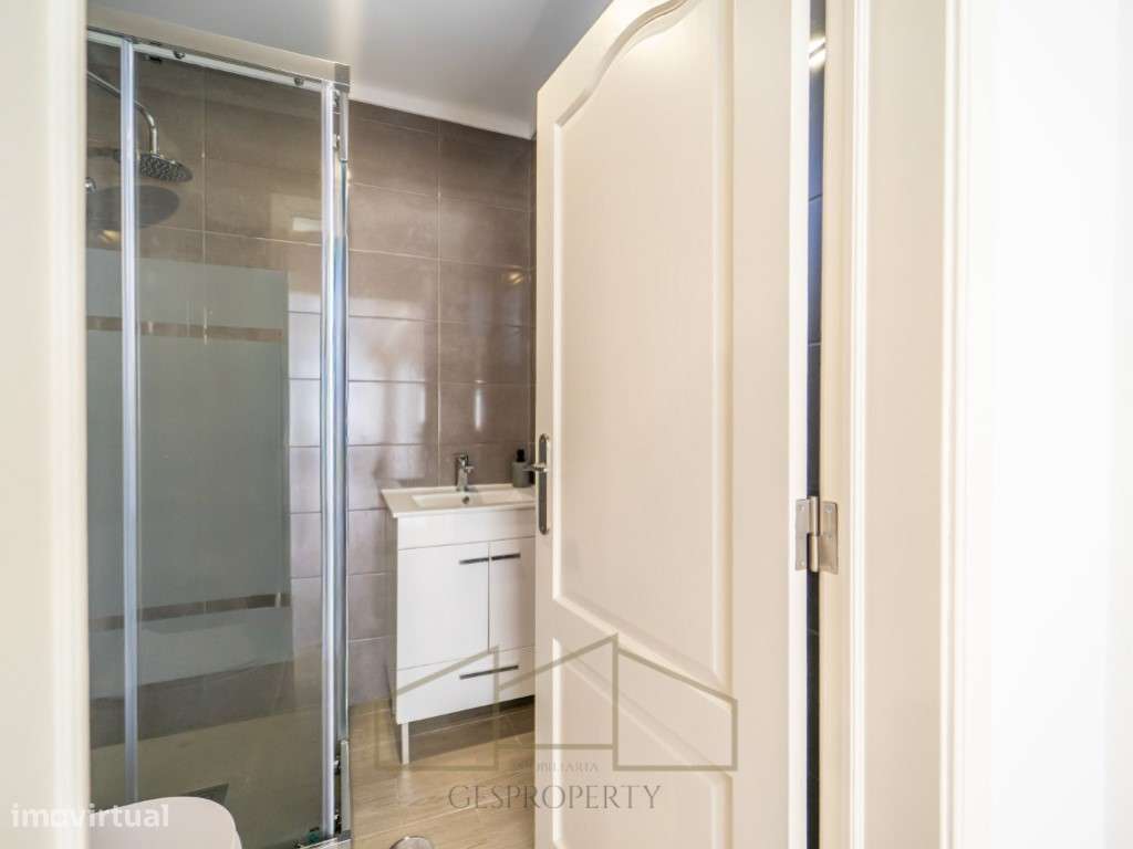 Moradia T6 Isolada na Marisol-18