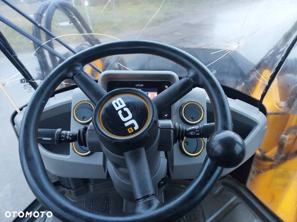 JCB 411 HT - 16