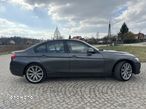 BMW Seria 3 320d - 4