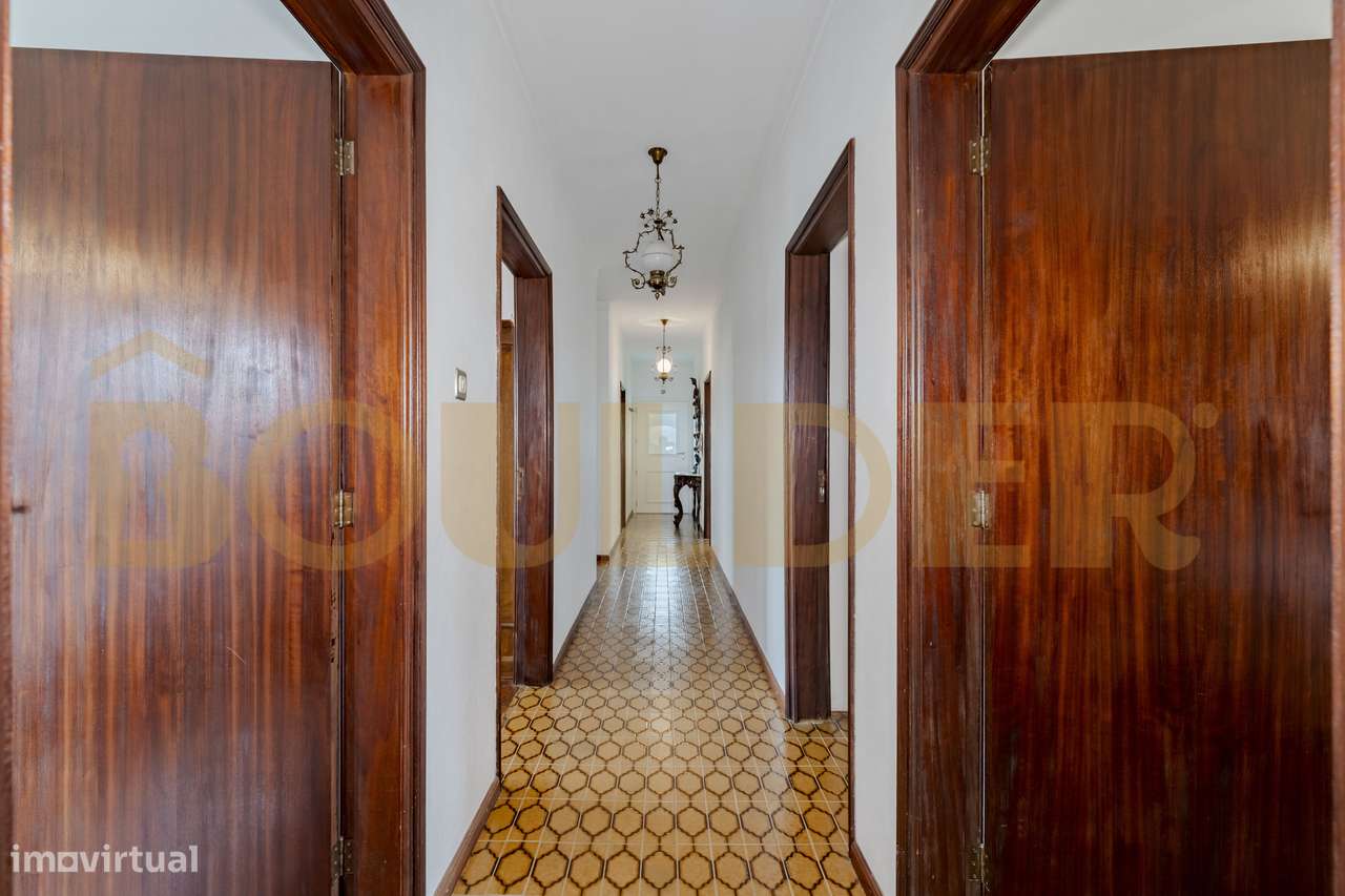 Moradia T4 em Serafão-36