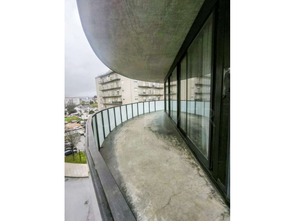 Apartamento T3 - Centro de Valença-10