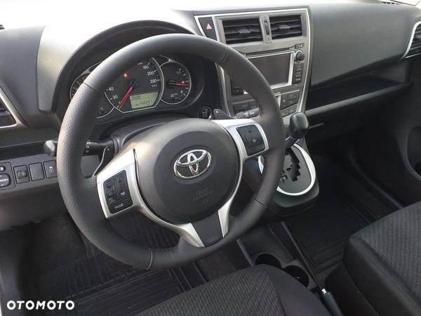 Toyota Verso S 1.33 VVT-i Multidrive Comfort - 17